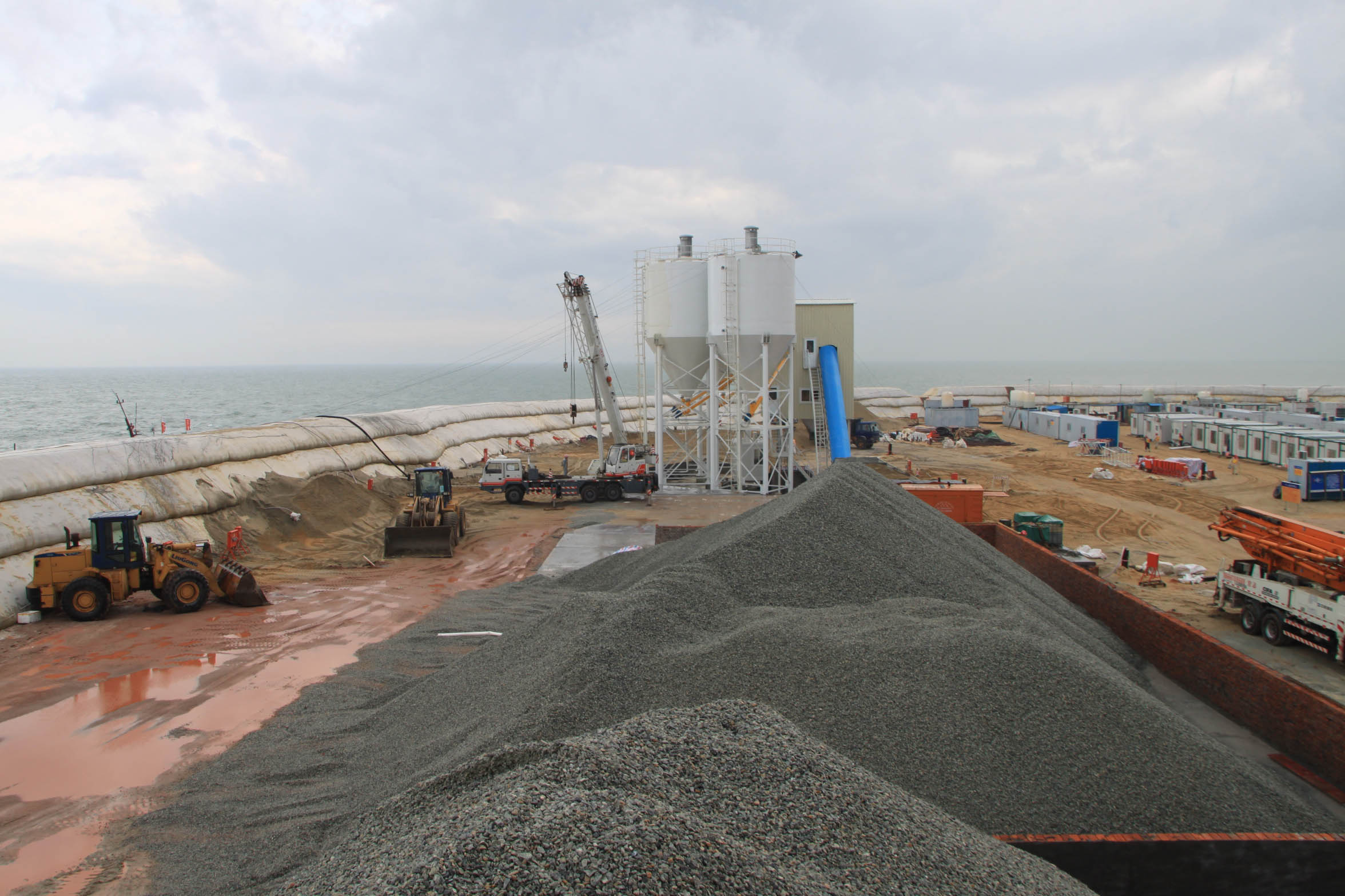 HZS50 Bucket Hoist Concrete Mixing Plant