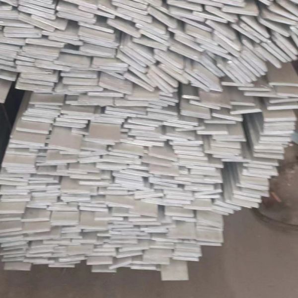 Non Alloy Cold Rolled Soft Galvanised Flat Steel With Galvanized Surface Treatment