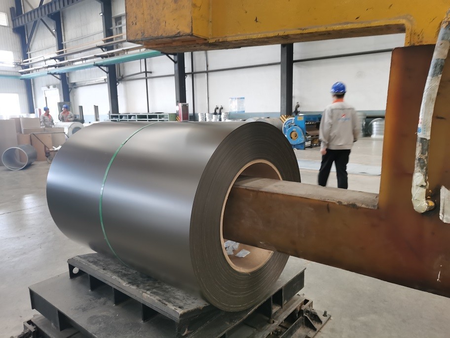 20-45μm Pre-Painted Color Coated Steel Coil for Roller Shutter Door/ Gutters / Roof Panels