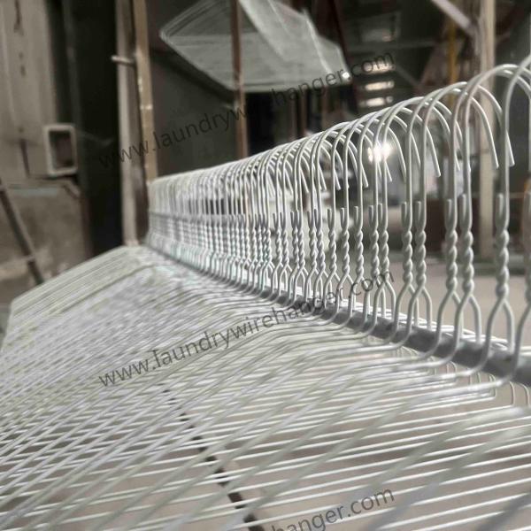 40.5cm Industry Standard Painted White color Laundry Wire Hanger for Efficient