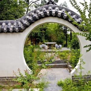 China Beautiful Roof Design Garden China Clay Tiles For Moon Gate wholesale