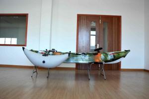 Plastic Sea Fishing Kayak Customized Color Well Performance With Rod Holders And Paddle