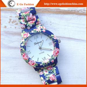 China OEM Watch Customized Logo Watch Fashion Dress Watches for Girls Luxury GENEVA Quartz Watch wholesale