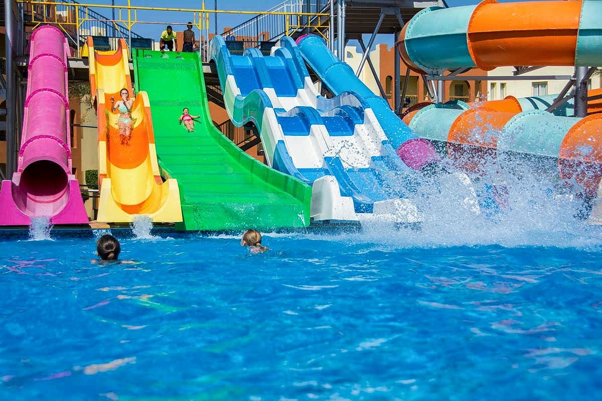 Kids Water Game Park Playground Swimming Pool Play Area With Water Slide Set Design
