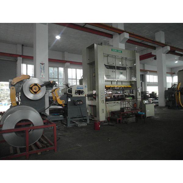 MT Heavy Material Frame Metal Sheet Straightening Machine Stamping Process Automation