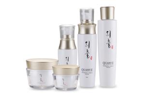 China Round Shape PET Empty Cosmetic Bottles White Color For Skin Care , 50ml Airless Pump Bottles wholesale