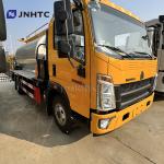 China Hot Sell Howo 4 Cbms Road Intelligent Asphalt Distributor Trucks NEW