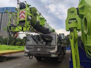 China 2016 Zoomlion QY70V Used Truck Crane Used Truck Mounted Crane 70 Ton wholesale