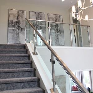 China Outdoor Stairs 304 316 Stainless Steel Handrail Glass Railing wholesale
