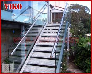 China Double Steel Plate Staircase VK52S Tread beech ,Railing tempered glass, Handrail b eech Stringer,carbon wholesale