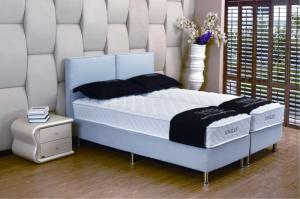 China Ivory Color Firm Spring Mattress / Firm Memory Foam Mattress 1 Years Warranty wholesale