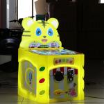 Factory price coin arcade cute tiger hitting machine playing cards game machine