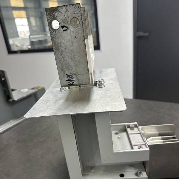 Enclosed Low Voltage Busway System Electrical Equipments For Building