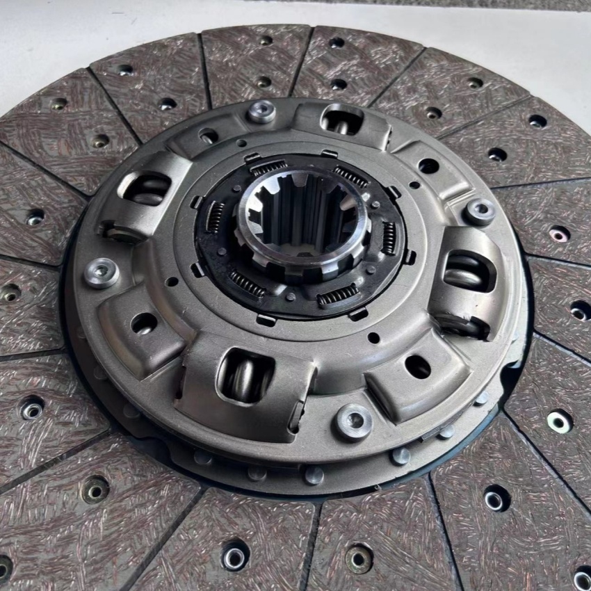 European Trucks 430mm Auto Parts Clutch Disc for Isuzu Truck Parts 1-31240-892-1