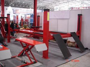 China New design 4T four post lift manual lock release 4 post car lift for sale wholesale