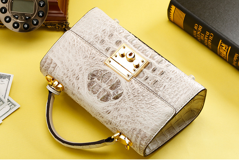 Genuine Alligator Skin Key Lock Closure Lady Small Handbag Authentic Crocodile Leather Women Flap Purse Shoulder Bag