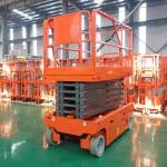 Battery Operated Self Propelled Scissor Lift Mobile Orange For High Place