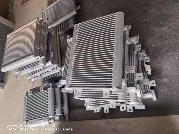 Engine Parts 4P oil cooler P140 Radiator C3.3DE50E0 Water tank 320C Hydraulic