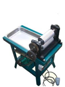 China Electrical Comb Foundation Machine Of Beeswax Foundation Machine For Beekeeping Equipment wholesale