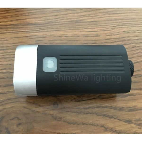 Double Cree Small Powerful Led Bike Lights , Battery Powered Bicycle Headlight