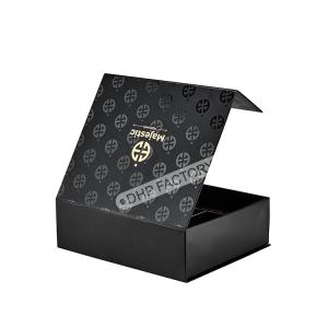 China Luxury Magnetic Closure Rigid Boxes With Spot Uv Finish Logo Fashionable wholesale