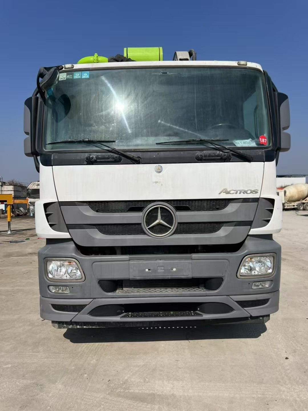 Used 56 meters of concrete pump truck 56 meters remanufacturing pump truck procedures are complete