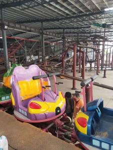 China mini spin roller coaster 5.5m high outdoor thrilling amusement ride wholesale