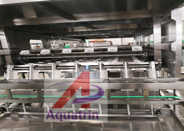 1.38kw SUS316 Filling Capping Machine 18.9L Bottle Water Making Machines