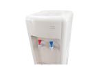 Desktop POU Water Cooler Dispenser R134a Compressor Cooling Environmental