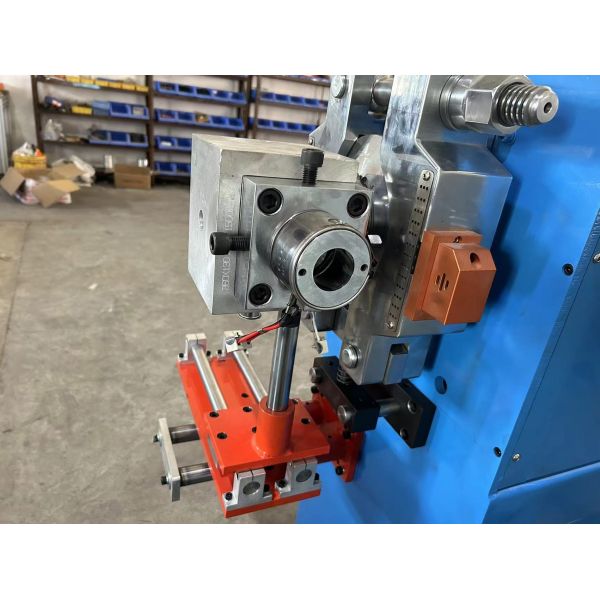 4*1.5 4*2.5 Cable Cross Head Double Layers STEEL Iron Material