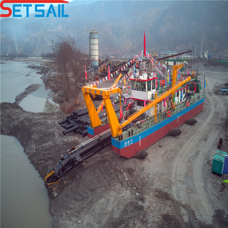 6000cbm/Hr 26inch Dredger with 20m Dredging Depth