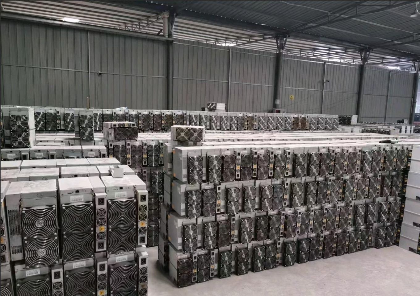 SHA 256 Algorithm Second Hand Miner 2920W Bitmain Antminer S17+73TH