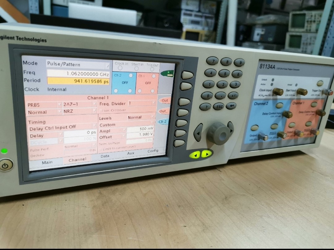 Keysight 81134A Pulse Pattern Generator 3.35 GHz Dual-Channel Signal Generator