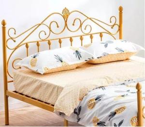 China Wrought Iron Metal Double Bed Queen Sizes 0.6-1.5mm Thick Steel Pipe wholesale