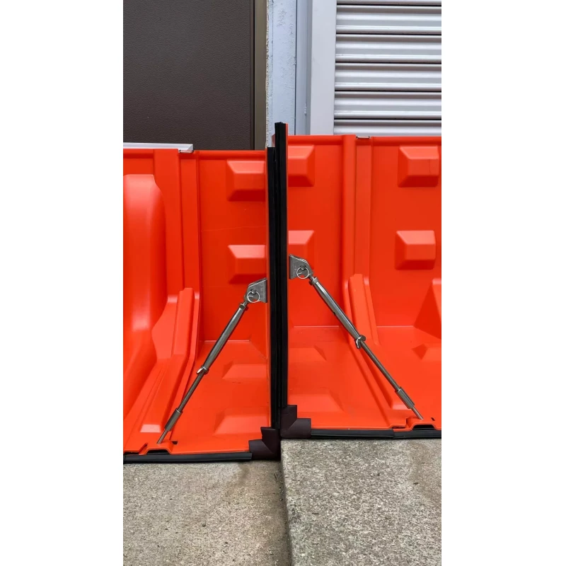 Movable Temporary Flood Control Board ABS Water Filled Plastic Flood Barrier
