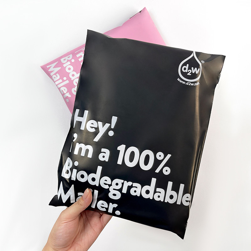 Black 100% Eco Friendly Biodegradable Recycled Plastic Mailing Bags Tear Resistant