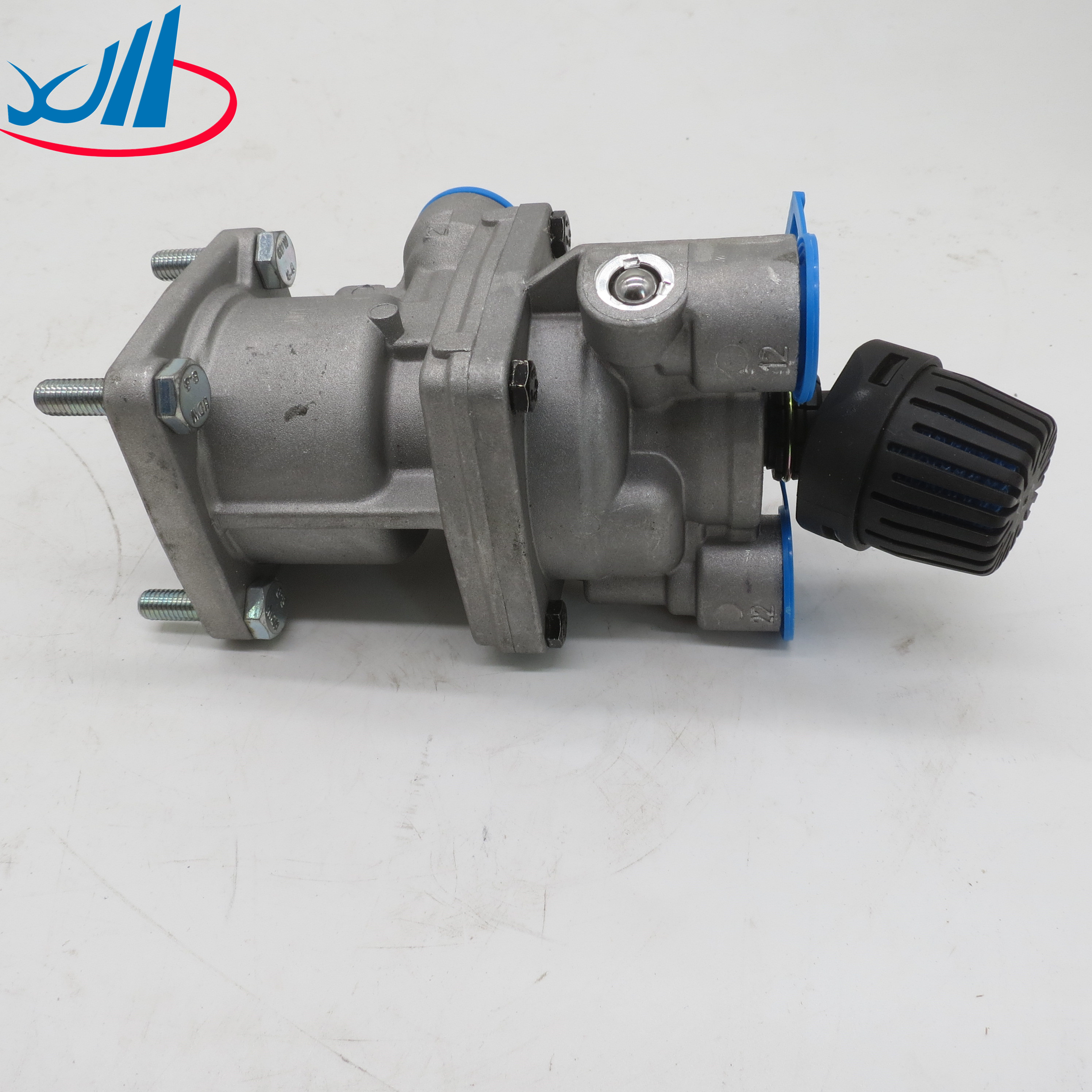 MAXTRUCK Truck Parts 4613192740 1517495 0044314905 0044316205 Foot Brake Valve For DAF Mercedes Actros 1