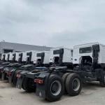 6x4 Drive Wheel Cng Sinotruk Howo Tractor Truck Used Truck Head Tractor with
