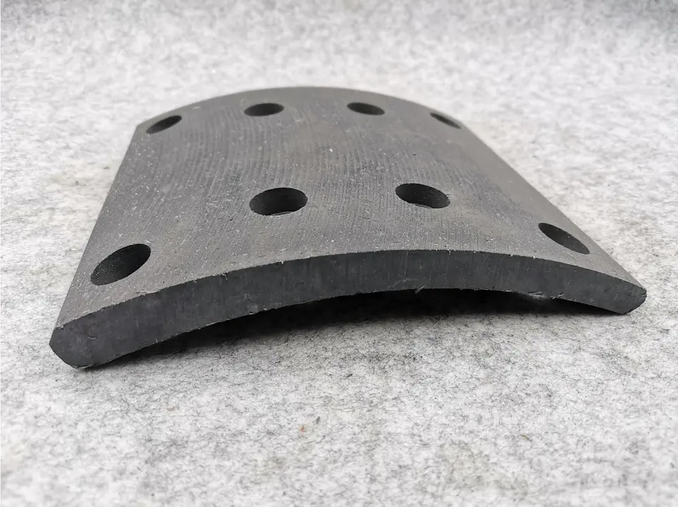 WG4075450160 Truck Brake Pads MAN MCY11 MCY13 MCP16 ALEX Tear Resistance