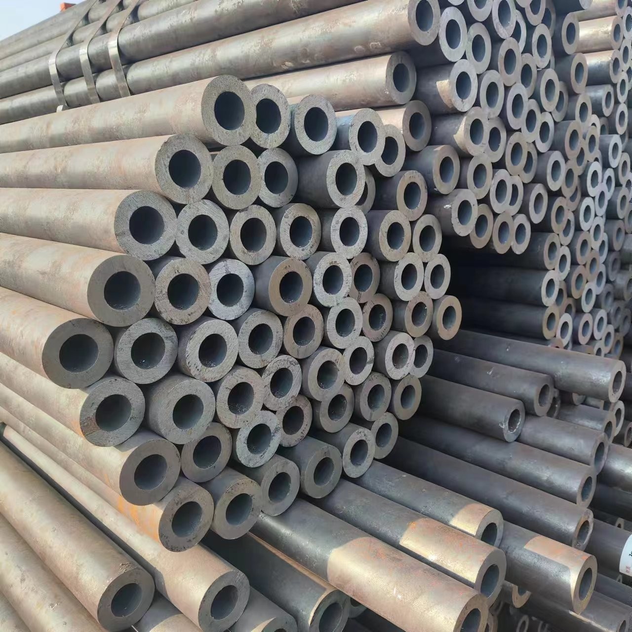 S355J2+N Seamless Steel Pipe Tube SCH40S SCH80S XXS Carbon Steel Pipe for Liquid and Oil