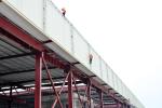 Fast Assembling Steel Skeleton Frame , Rigid Steel Frame For Large Steel Market