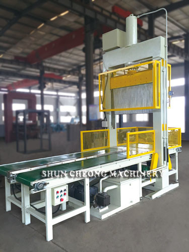 Single Cylinder Rubber Cutting Machine , 160T Hydraulic Cutter Machine
