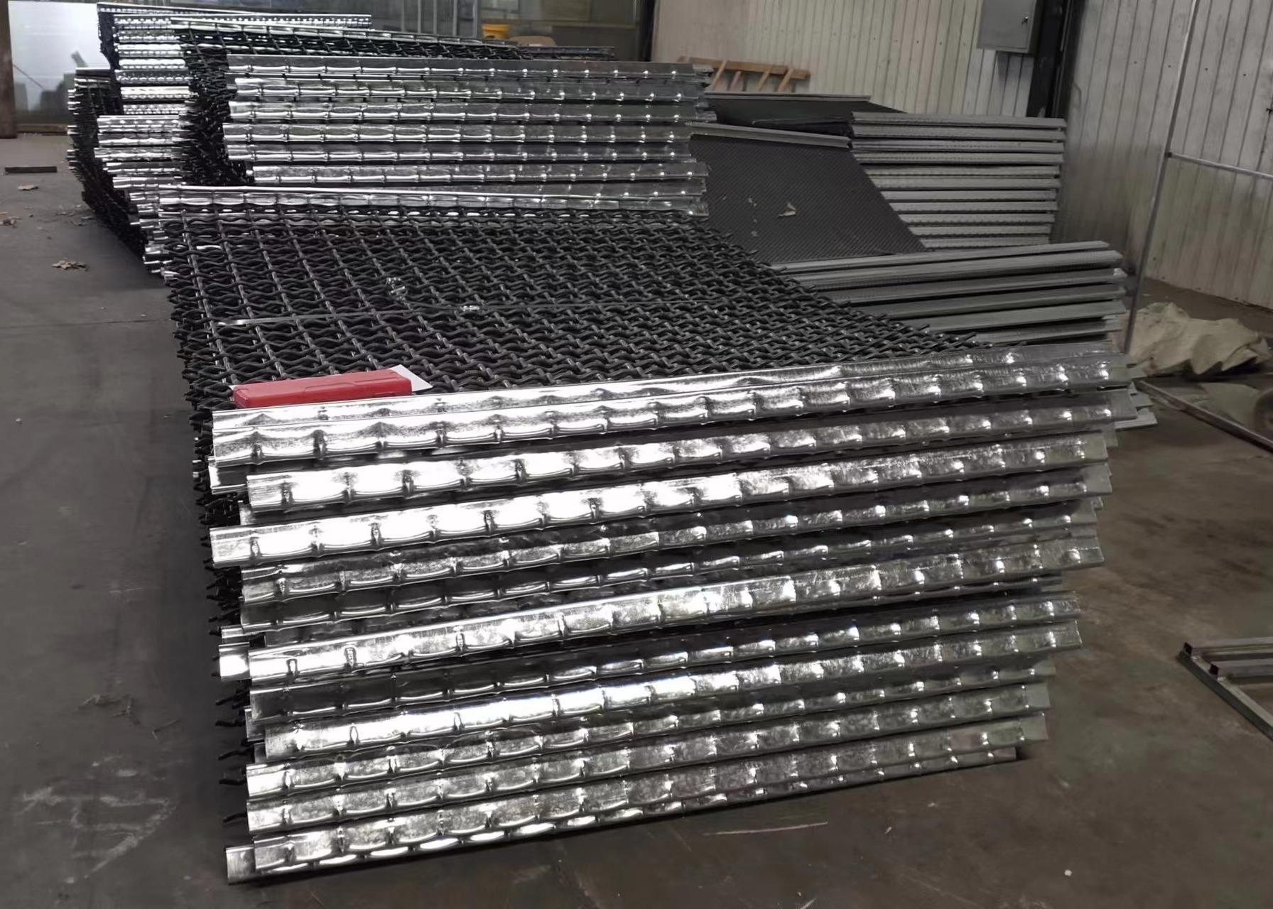 High Tensile Woven Wire Screen Mesh 65mn 45# Manganese Steel Wire