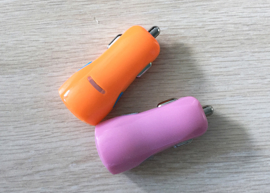 Fast Charging 2.1A Mini Car Charger Adapter With Two Usb Port Over Short Circuit Protection