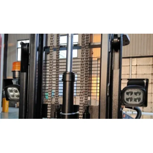 Electric Pallet Stacker with 24V Battery 1070mm Fork Length and 550/680mm Fork Width for Efficient Material Handling