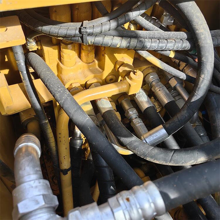 Original CAT 315D Used Excavator Second Hand Good Condition Japan Hydraulic Cylinder