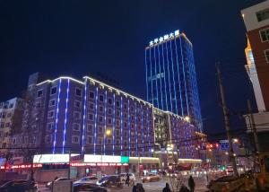 China RGB LED Linear Lighting Strips Outdoor Building LED Tube Light wholesale