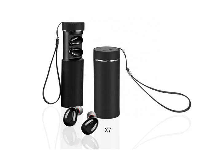 Portable In Ear True Wireless Stereo Earbuds 15 - 20M Operating Distance