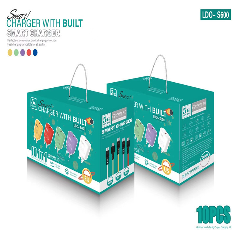 QC3.0 5V 2.1A Macaron Travel Adapter 2 In 1 With USB Data Cable