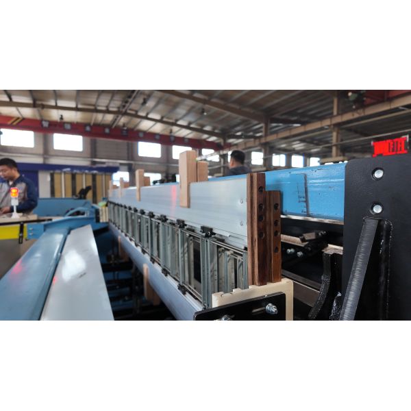 Intelligent Light Duty Metal Wire Mesh Loom Machine With Fully Digital Control & Stable Performance